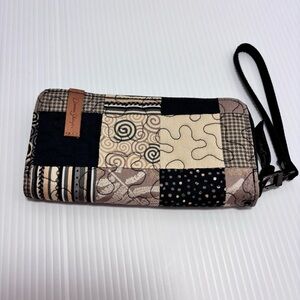 Donna Sharp Black and Brown Quilted Patchwork Zip‎ Wallet